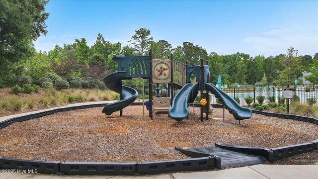 1233 Lt Congleton Rd, Wilmington, NC 28409