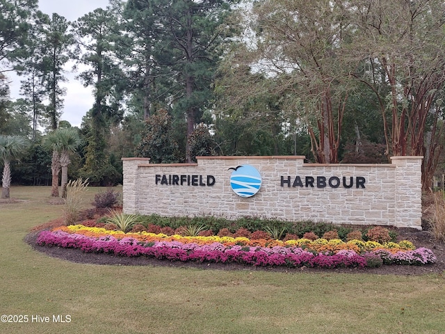 2019 Royal Pines Dr, New Bern, NC 28560 - community / neighborhood sign featuring a yard