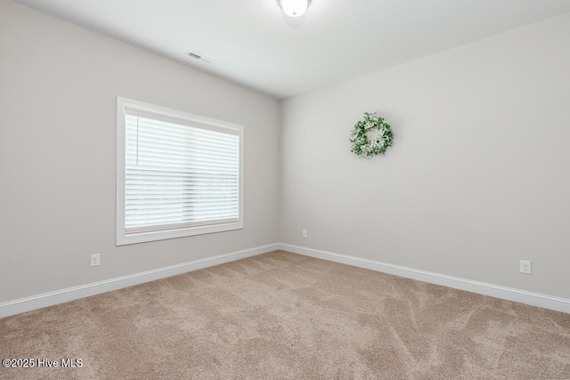 1000 Spot Cir, New Bern, NC 28562 - unfurnished room with light colored carpet and baseboards
