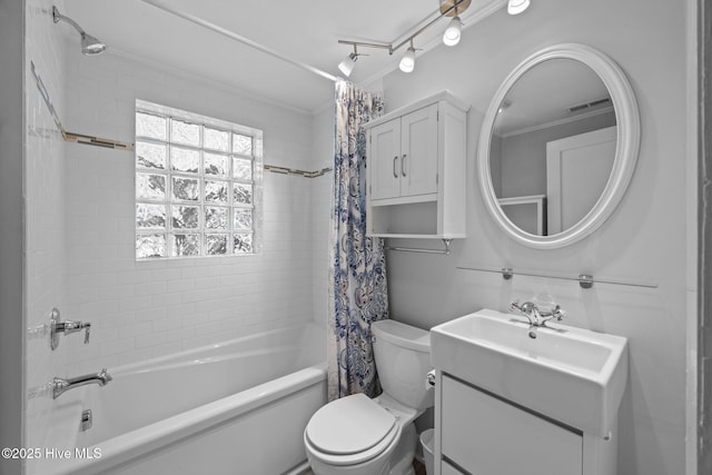 207 Battleground Ave, New Bern, NC 28560 - bathroom with shower / tub combo with curtain and vanity