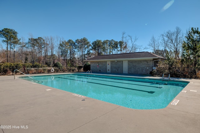 6003 Mount Carmel Parke, Wilmington, NC 28412 - community pool with a patio area