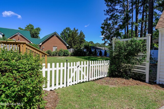 528 E 6th St, Washington, NC 27889 - view of detached garage