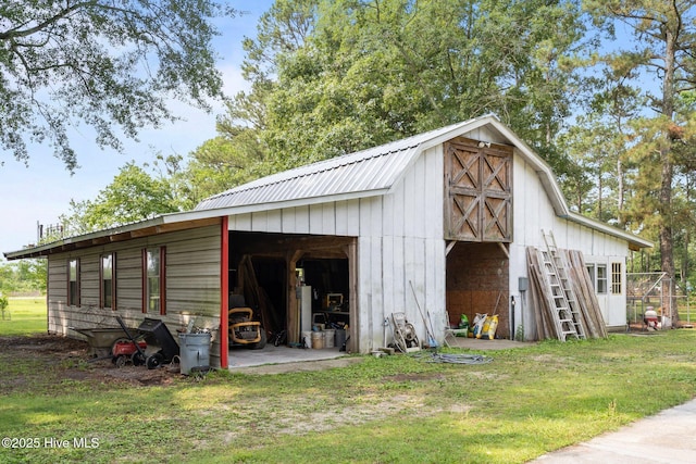 4967 E NC-24 Hwy, Beulaville, NC 28518 - view of barn with a yard