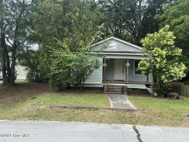 1707 Asheville St, New Bern, NC 28560 - shotgun-style home with covered porch