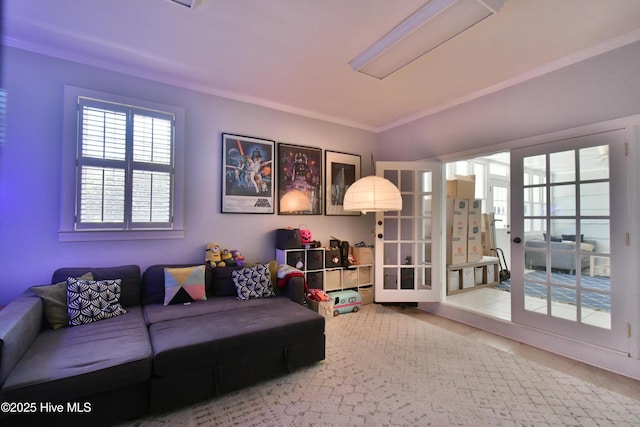 114 Lansdowne Rd, Wilmington, NC 28409 - living room with crown molding