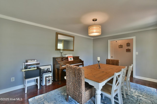 114 Lansdowne Rd, Wilmington, NC 28409 - dining space with crown molding, wood finished floors, and baseboards