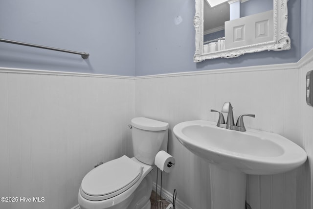 114 Maid Marian Ln, Washington, NC 27889 - bathroom with a wainscoted wall