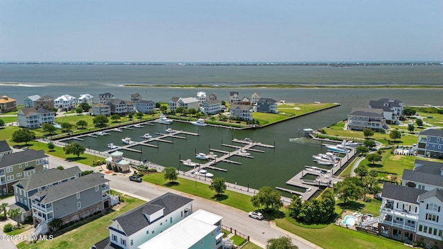 520 Cannonsgate Dr, Newport, NC 28570 - aerial view of a large body of water