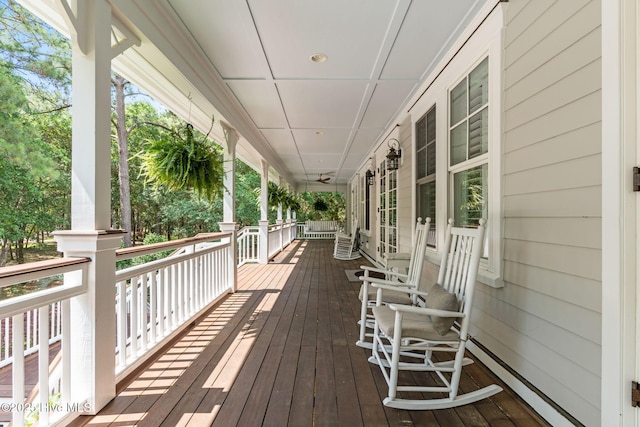 733 Legare Ln SW, Supply, NC 28462 - porch with a baseboard radiator