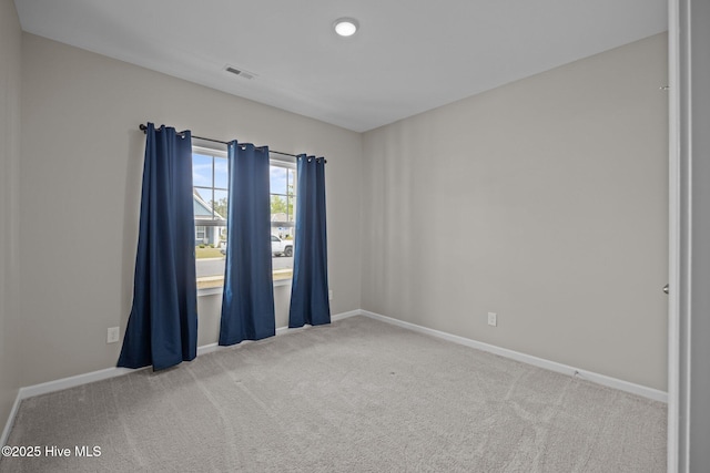 1008 Rodanthe Dr, New Bern, NC 28562 - carpeted spare room featuring baseboards