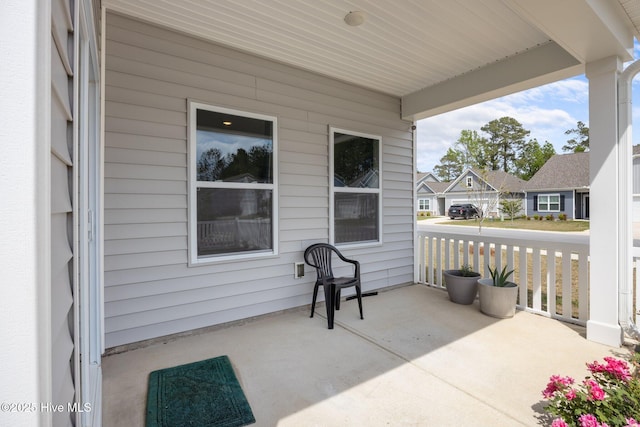 1008 Rodanthe Dr, New Bern, NC 28562 - view of covered porch