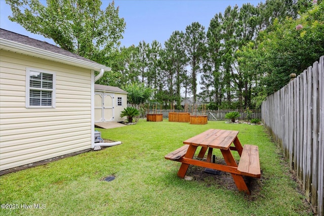 222 Bridgeton Ct, Wilmington, NC 28411 - view of yard