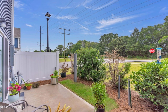 6751 Blacktip Ln, Wilmington, NC 28412 - view of patio