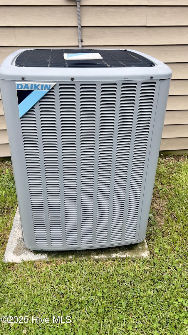 514 Everett Glades, Sneads Ferry, NC 28460 - exterior view of a central air condition unit