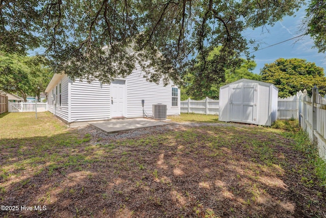 6901 Southern Exposure, Wilmington, NC 28412 - view of yard with cooling unit and a patio