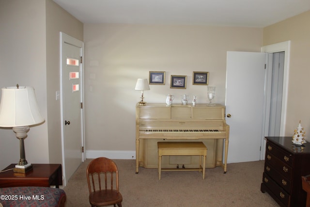 2945 US Highway 17, Williamston, NC 27892 - sitting room with carpet