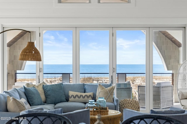 11 Sandspur Trl, Bald Head Island, NC 28461 - living area featuring a water view
