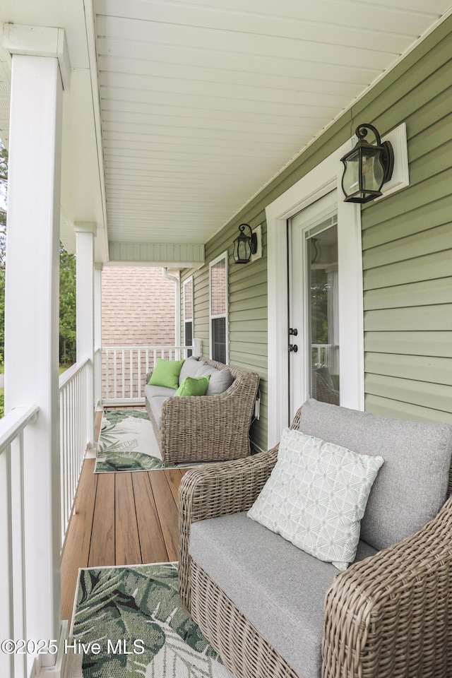 637 White Oak Xing, Swansboro, NC 28584 - view of deck