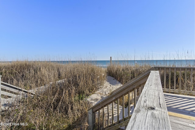 901 Ocean Dr, Emerald Isle, NC 28594 - view of home's community with view of water and beach