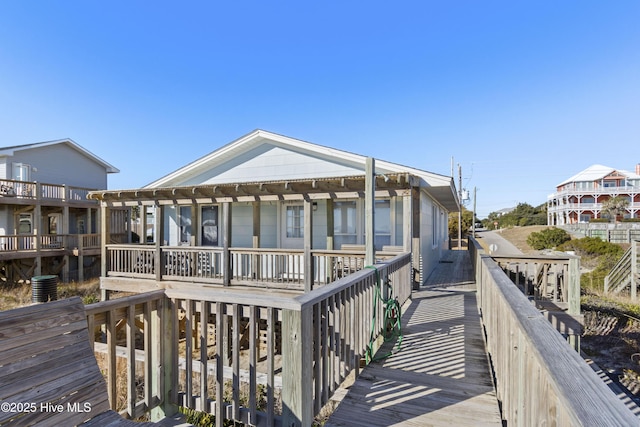 901 Ocean Dr, Emerald Isle, NC 28594 - view of rear view of house