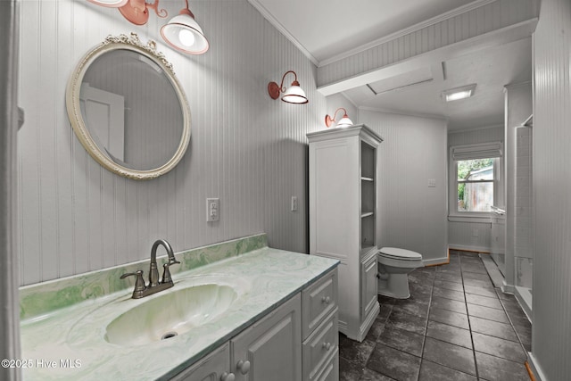 822 Chattawka Ln, New Bern, NC 28560 - full bathroom with ornamental molding, vanity, toilet, and baseboards