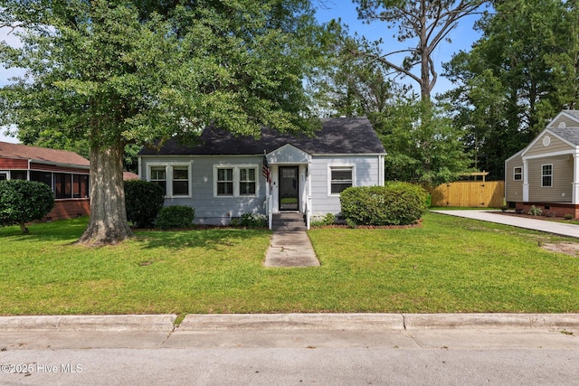 822 Chattawka Ln, New Bern, NC 28560 - view of front of house