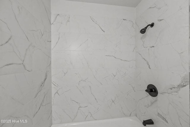 1496 Kellum Loop Rd, Jacksonville, NC 28546 - full bath with washtub / shower combination