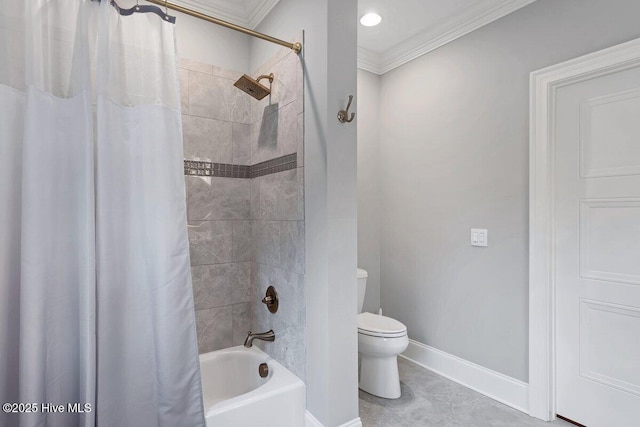 2270 Midland Rd, Pinehurst, NC 28374 - full bath featuring crown molding and shower / tub combo