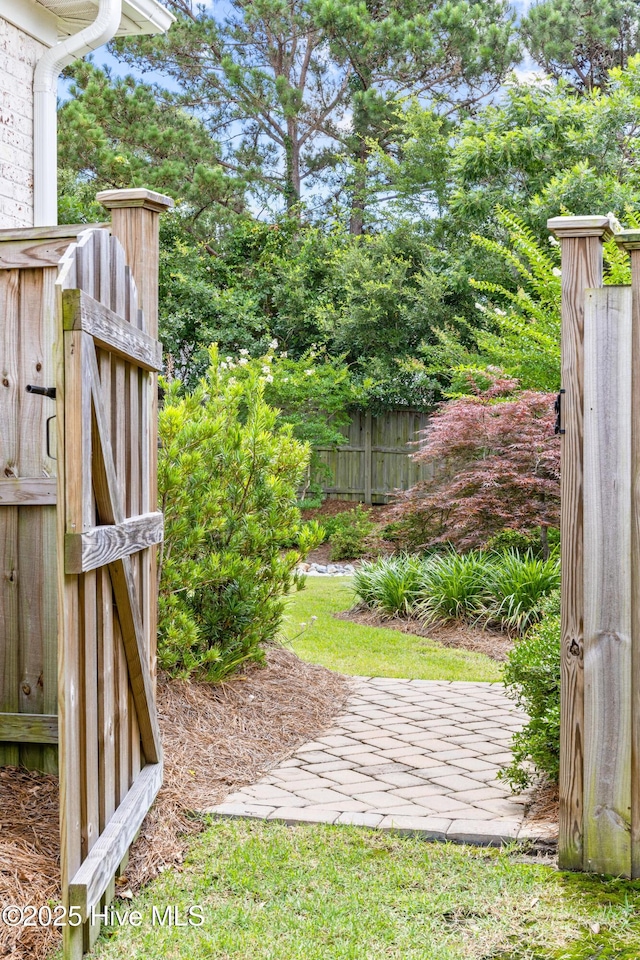 8116 Barstow Ln, Wilmington, NC 28411 - view of yard with a patio
