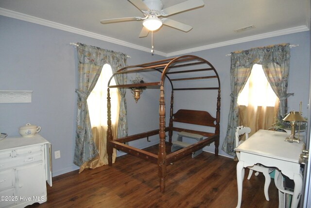 1307 Hunters Rd, New Bern, NC 28562 - bedroom with wood finished floors and crown molding