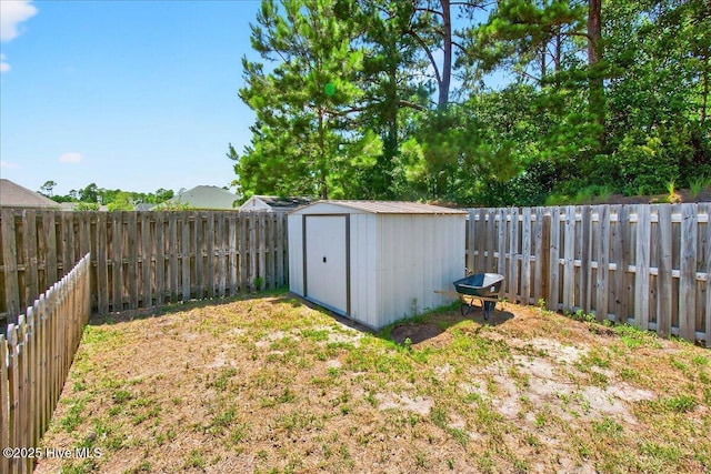 1009 Stonesthrow Ct, Leland, NC 28451 - fenced backyard with a storage shed
