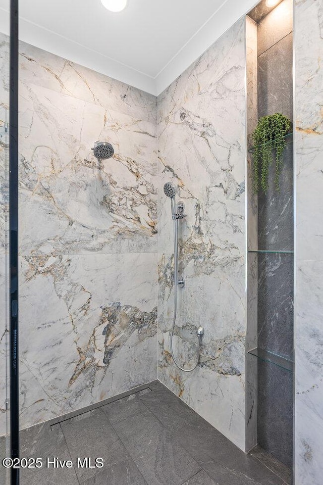 3404 Eagle Crest Dr SW, Supply, NC 28462 - full bath with a marble finish shower and crown molding