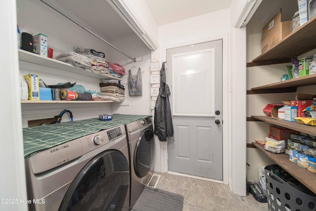 113 Lakehurst Dr, Dudley, NC 28333 - laundry area featuring washing machine and dryer