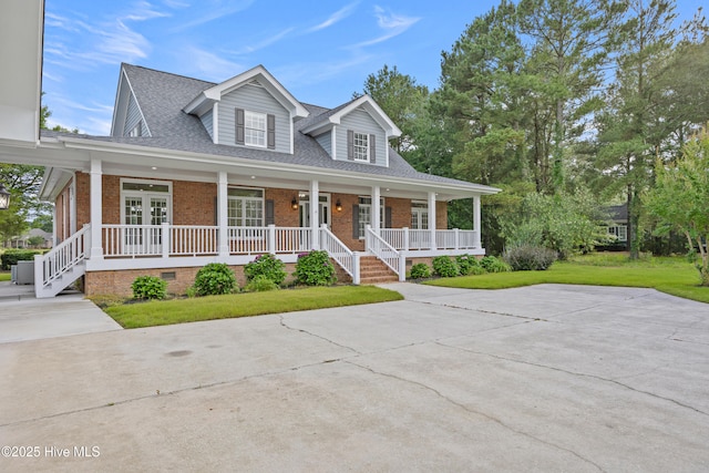 376 Red Fox Run Dr, Wallace, NC 28466 - view of front of property featuring a porch, brick siding, crawl space, and a front lawn