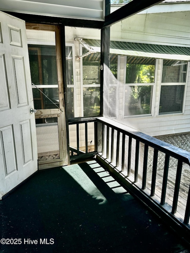 9550 NC-171, Williamston, NC 27892 - view of unfurnished sunroom