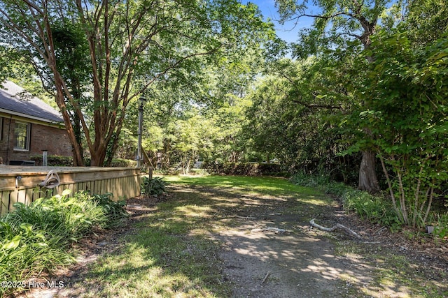 1909 Pawnee Dr, Kinston, NC 28504 - view of yard