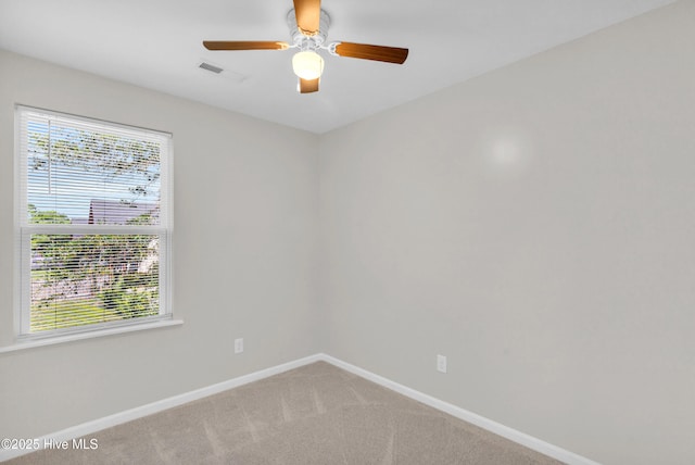 1004 S 8th St, Wilmington, NC 28401 - unfurnished room with light colored carpet and ceiling fan