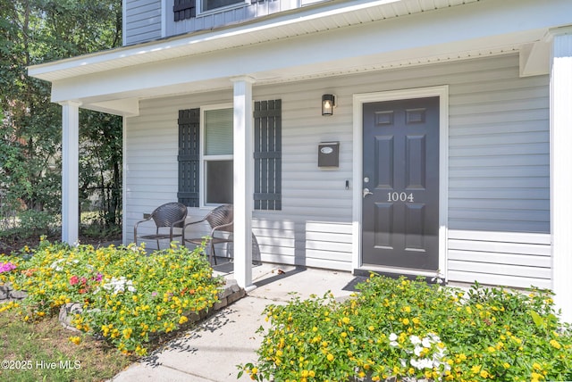 1004 S 8th St, Wilmington, NC 28401 - entrance to property with a porch