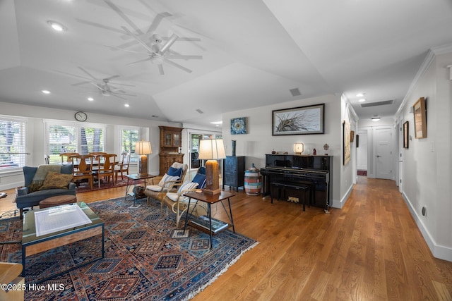 110 Mariners Ct, New Bern, NC 28562 - living room featuring ceiling fan, light wood-style floors, recessed lighting, and vaulted ceiling