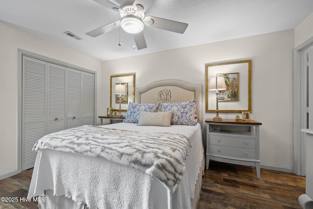 600 N 35th St Unit 201, Morehead City, NC 28557 - bedroom featuring a closet, wood finished floors, and a ceiling fan