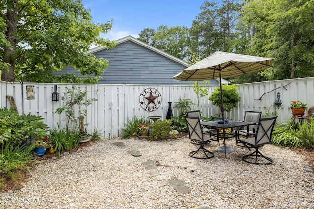 600 N 35th St Unit 201, Morehead City, NC 28557 - view of patio featuring outdoor dining space