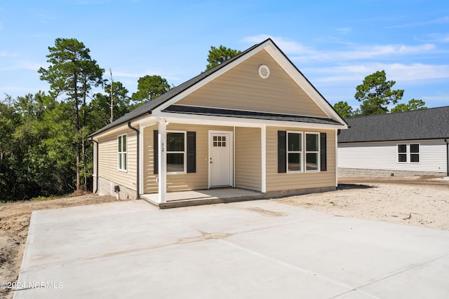 72 S Greensboro Rd, Southport, NC 28461 - view of front of property featuring covered porch