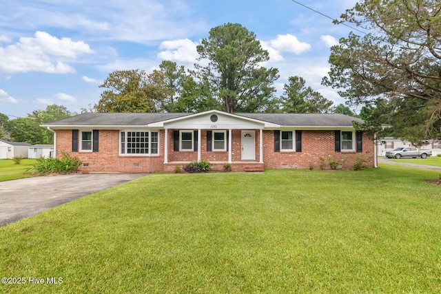 1292 Lake Cole Rd, Midway Park, NC 28544 - single story home with crawl space, brick siding, and a front yard