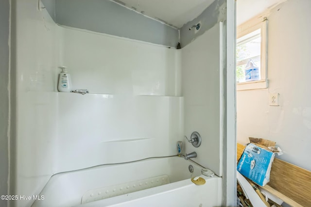 115 Wright St, Wilmington, NC 28401 - bathroom featuring shower / bathtub combination
