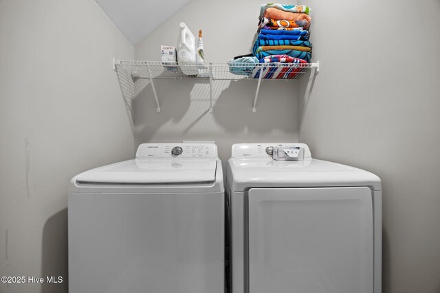 28 Winding Trl, Whispering Pines, NC 28327 - laundry room featuring washer and clothes dryer