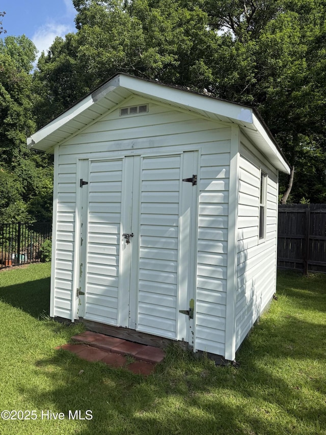 208 Canterwood Ln, New Bern, NC 28562 - view of shed
