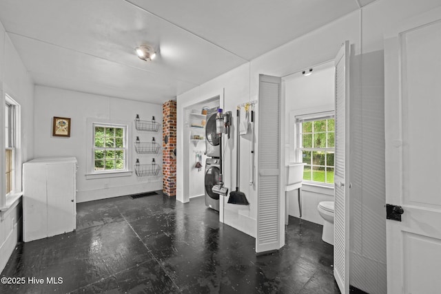 409 Hancock St, New Bern, NC 28560 - foyer with stacked washer / dryer