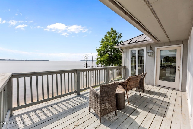 938 E Bayside Dr, Chocowinity, NC 27817 - deck with a water view