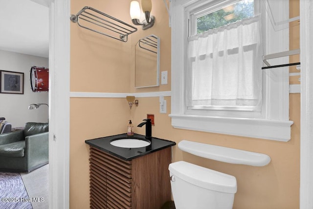 606 Ivey Cir, Wilmington, NC 28401 - half bath featuring vanity and toilet