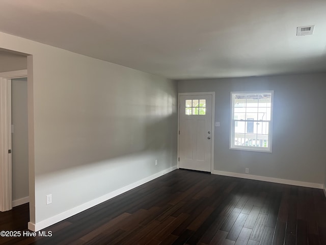 832 Fanning St, Wilmington, NC 28401 - foyer with dark wood-type flooring